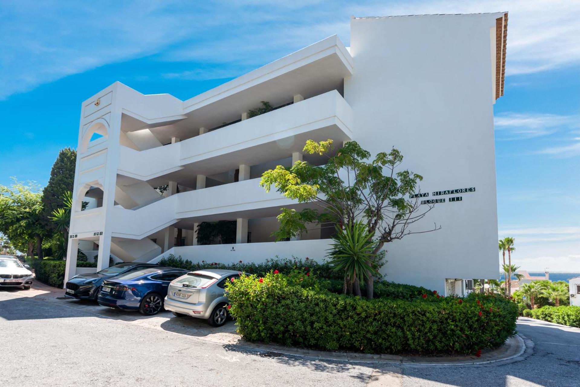 Miraflores Apartments By The Beach Costa Del Sol Sitio de Calahonda Buitenkant foto