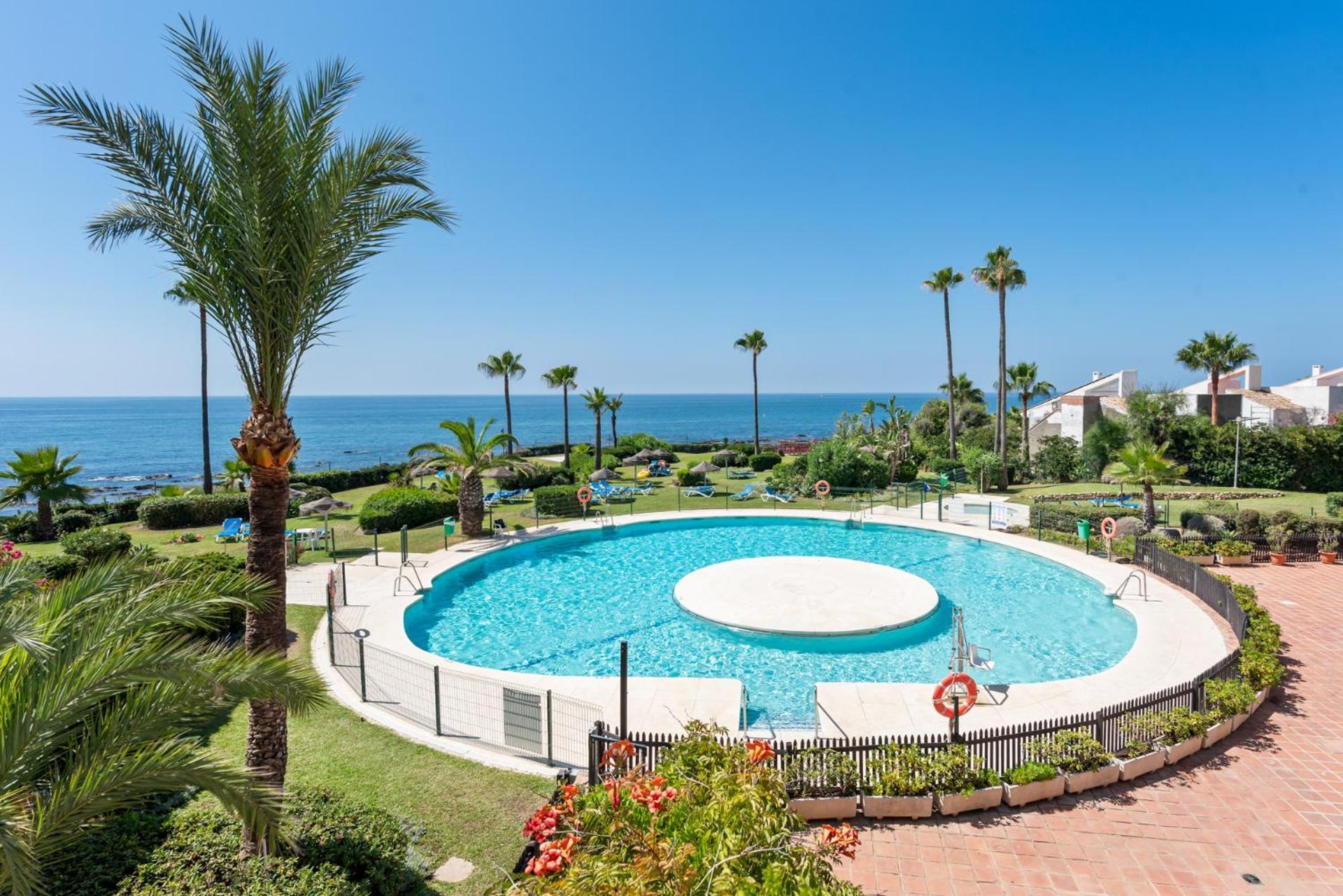 Miraflores Apartments By The Beach Costa Del Sol Sitio de Calahonda Buitenkant foto