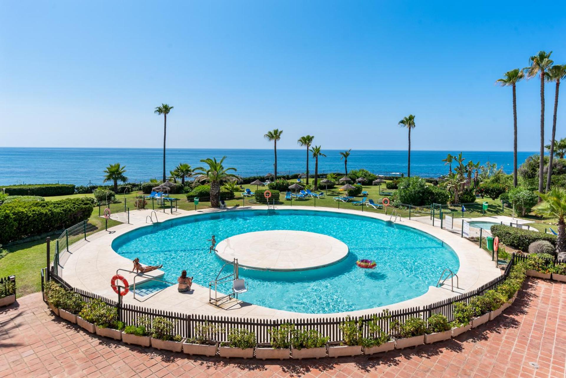 Miraflores Apartments By The Beach Costa Del Sol Sitio de Calahonda Buitenkant foto