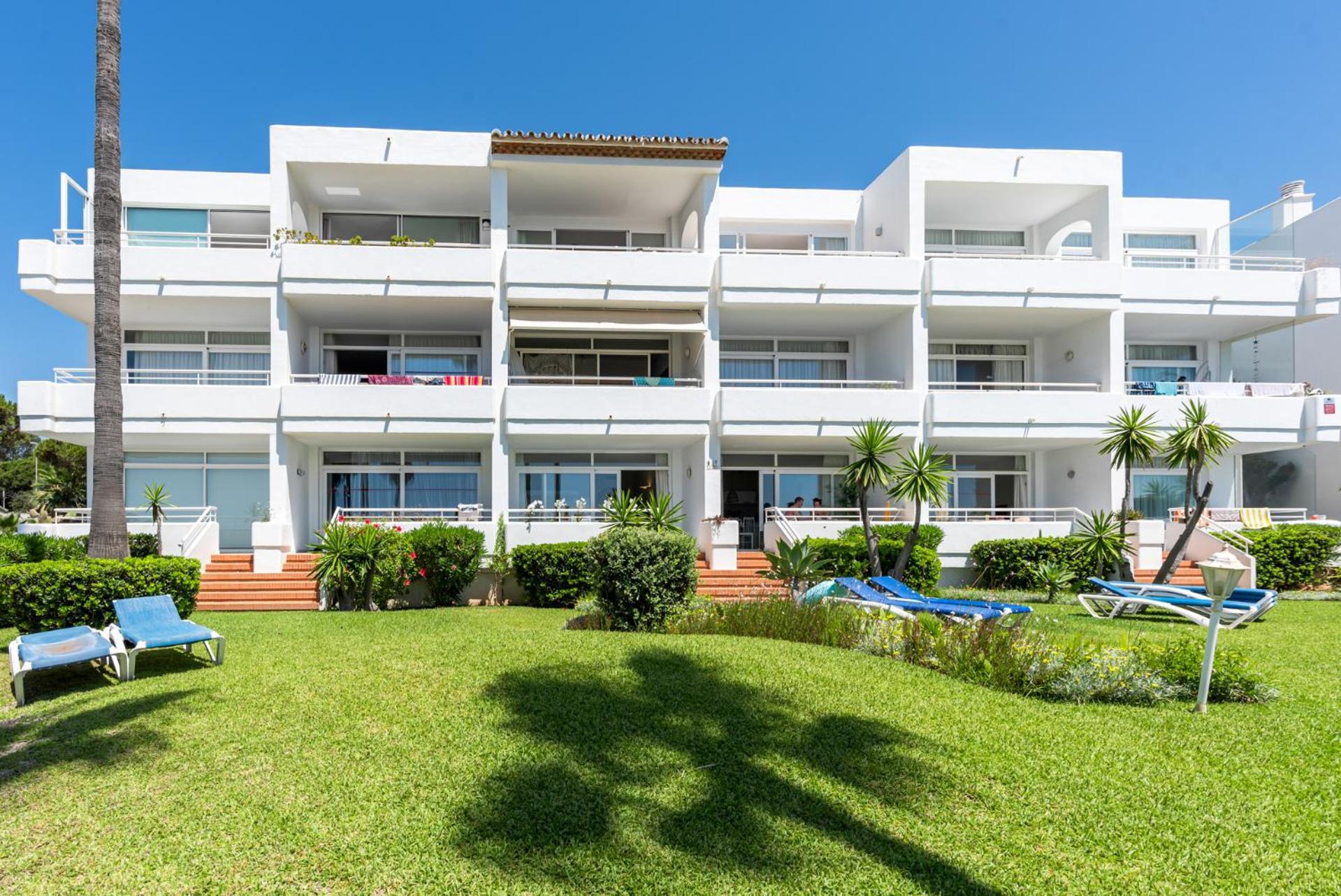 Miraflores Apartments By The Beach Costa Del Sol Sitio de Calahonda Buitenkant foto